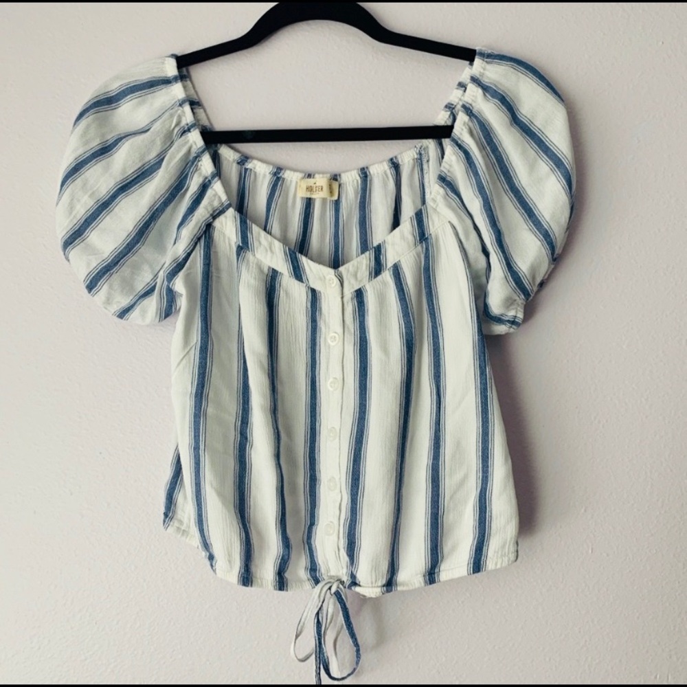 Hollister Off the Shoulder Beachy Tshirt